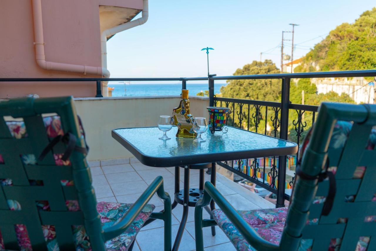 Valsamis Villa Apartments ポロス エクステリア 写真