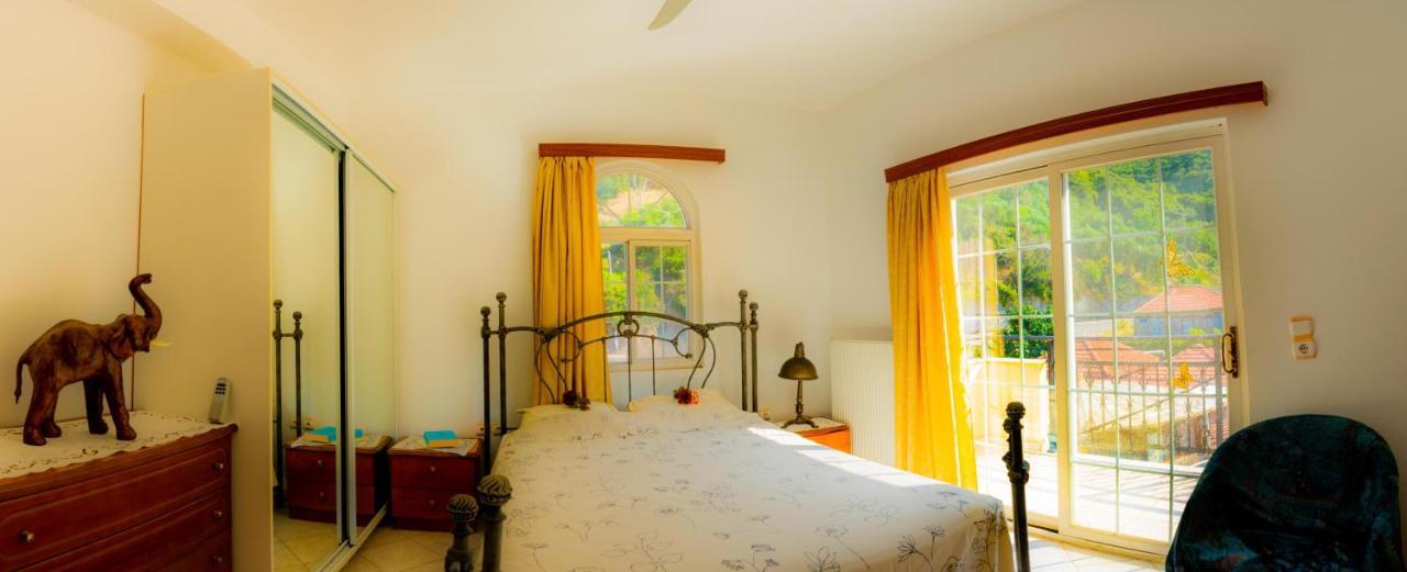 Valsamis Villa Apartments ポロス エクステリア 写真